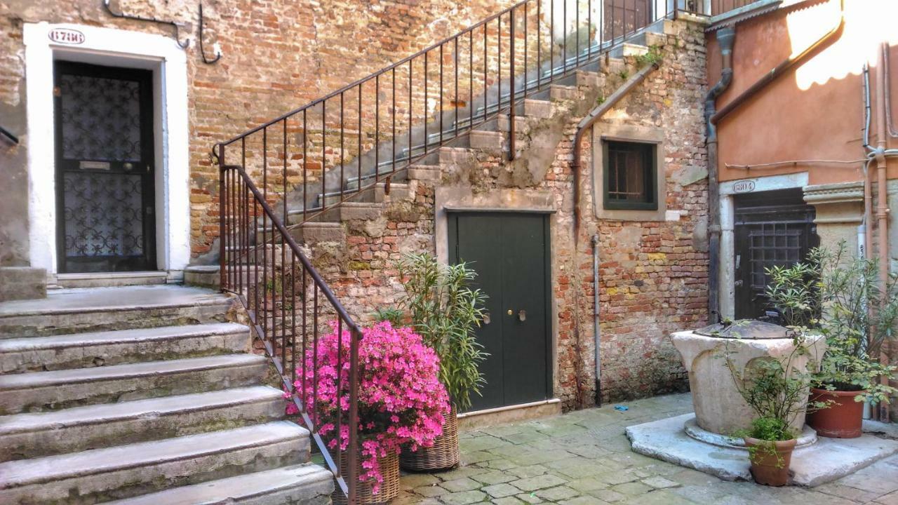 Historical Home In Venice Center Exterior foto